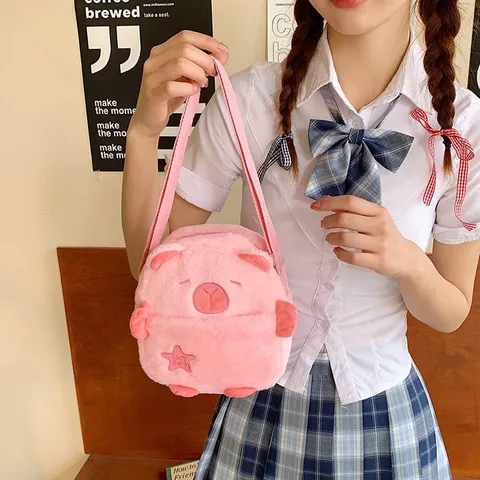 Sac à Bandoulière en Peluche Capybara Mignon pour Femmes Sac de Messager d'Animaux de Dessin Animé Doux Sac de Téléphone Brodé d'Étoile Style Campus Quotidien