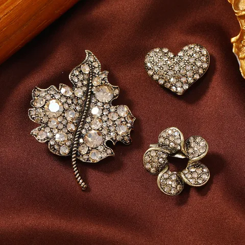 Vintage Tassel Chain Brooch Alloy Rhinestone Artificial Pearl Baroque Brooch Retro Suit Accessories For Women Men Jewelry
