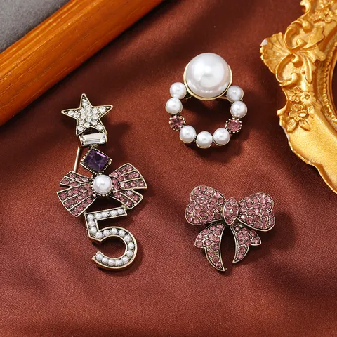 Vintage Baroque Tassel Chain Brooch Set For Men Women Retro Zinc Alloy Rhinestone Artificial Pearl Pins Suit Accessories Jewelry Gift