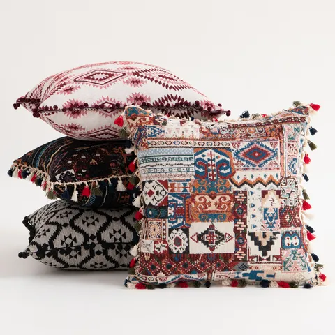 Bohemian Ethnic Vintage Jacquard Pillow Case Decorative Cushion Cover With Tassels Pom Poms For Sofa Home Decor Hotel