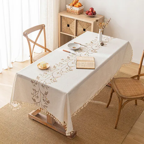 Embroidered Polyester Tablecloth Rectangular Table Cloth With Tassels Creamy Style Botanical Branches Floral Desk Pad For Home Kitchen Coffee Table