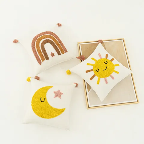 Funda de Cojín de Felpa con Mechones Dibujos Animados Cuadrada Patrón Arcoíris Sol Luna Nube Con Borlas Cremallera Oculta