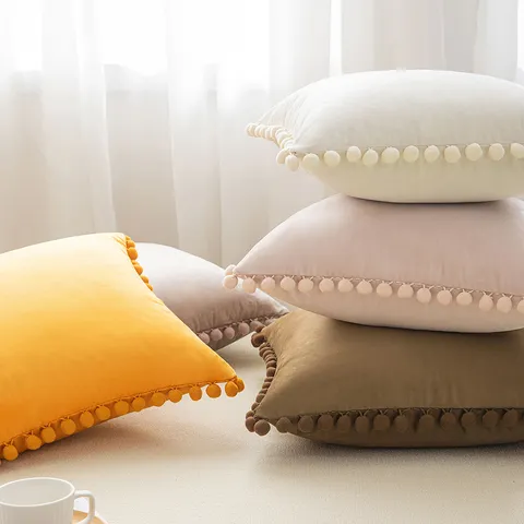 Funda de Cojín de Terciopelo con Pompones Funda Decorativa Moderna para Sofá Sala de Estar Funda de Almohada Cuadrada de Felpa