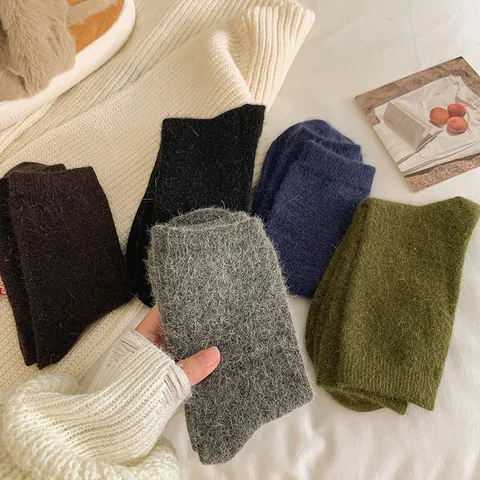 Damen Kaschmir-Mischung Wadenlange Socken Winter Verdickt Warm Einfarbig Slouch Socken Weiche Breite Rippbündchen Schneesocken