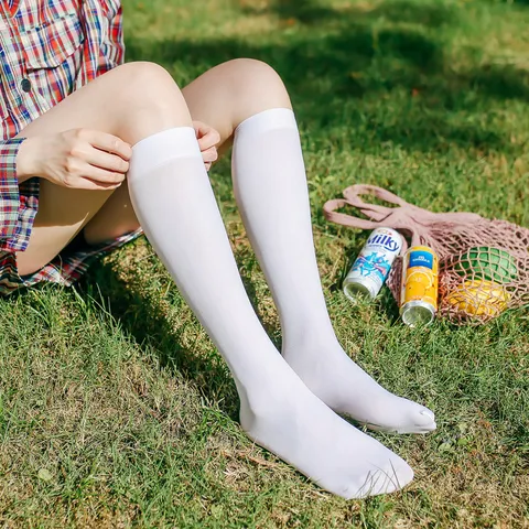 Calcetines Hasta la Rodilla de Terciopelo Estilo Académico Japonés para Mujer Medias de Verano Ultrafinas de Color Sólido
