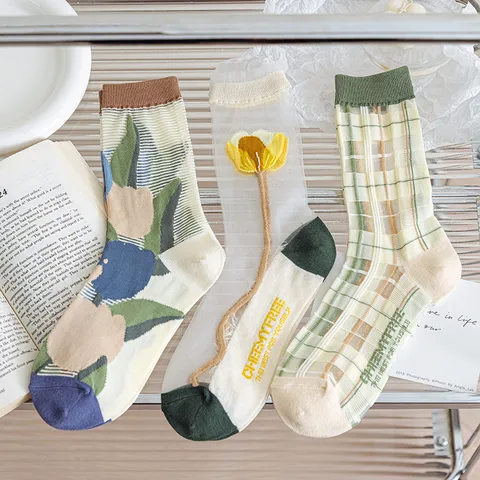 Damen Japanischer Stil Atmungsaktive Glasseide Socken Baumwollsohle Floral Jacquard Wadenhohe Socken Mode Ins Stil Sommer Dünne Socken