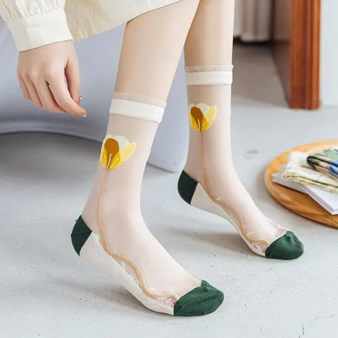 Damen Japanischer Stil Atmungsaktive Glasseide Socken Baumwollsohle Floral Jacquard Wadenhohe Socken Mode Ins Stil Sommer Dünne Socken