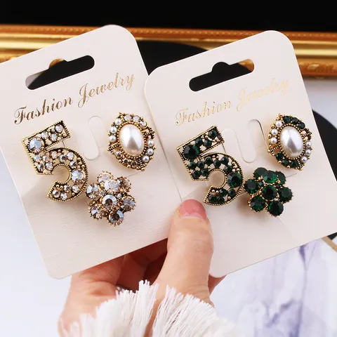 Retro Alloy Rhinestone Artificial Pearl Brooch Set Elegant Number 5 Flower Shape Pin For Women Suits Coats Accessory