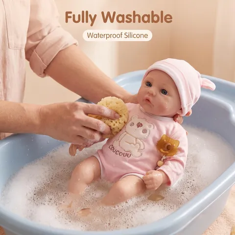 Solid Platinum Silicone Reborn Baby Doll Meadow Lifelike Newborn Doll With Bear Print Clothes For Children Gift