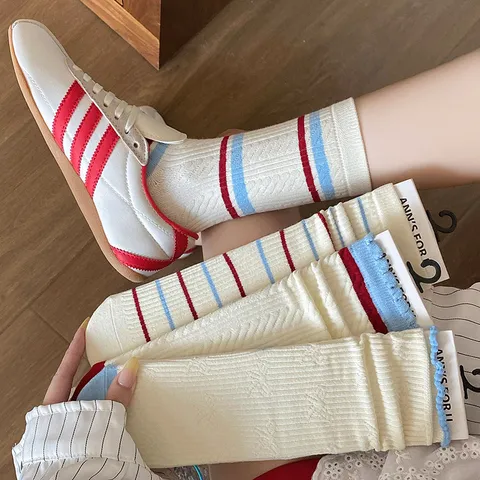 Calcetines de Media Caña de Algodón para Mujer Estilo Preppy Coreano Rayas Rojas Azules Calcetines de Punto con Borde de Encaje Volantes Casuales