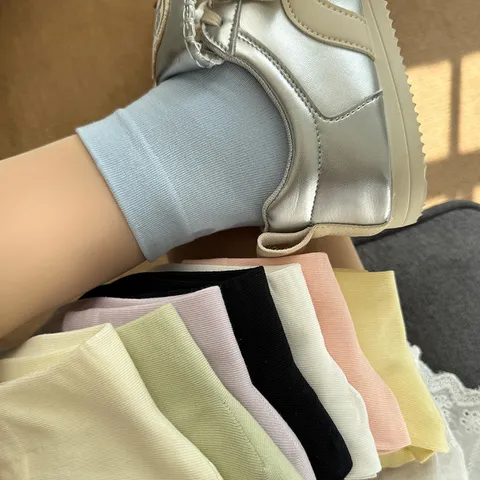 Damen Baumwollsocken Japanischer Minimalist Einfarbig Crew Socken Anti-Pilling Dünne Atmungsaktive Sommer Socken Für Damen Casual Wear