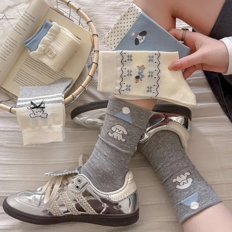 Chaussettes Mi-Hautes Brodées de Chiot Mignon pour Femmes Printemps Été Coton Décontracté Style Collégial Chaussettes Longues Tendance