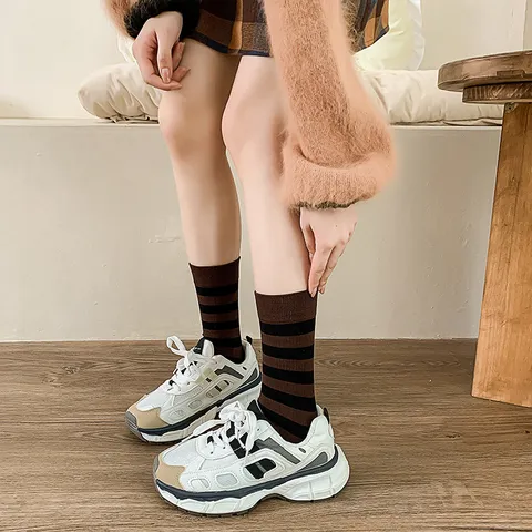 Calze Slouch a Righe Larghe a Costine da Donna Stile Preppy Tubo Medio in Cotone Calze Crew a Maglia Retro Casual Autunno Inverno