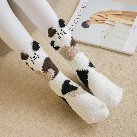 Damen Niedlicher Cartoon Tier Korallenvlies Socken Dicke Warme Winter Haus Boden Schlafsocken Weiche Plüsch Nylon Socken