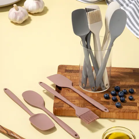Heat Resistant Silicone Spatula Oil Brush Spoon Spreader Baking Tool Kit Integrated All In One Cooking Utensils For Cream Cake Mixing