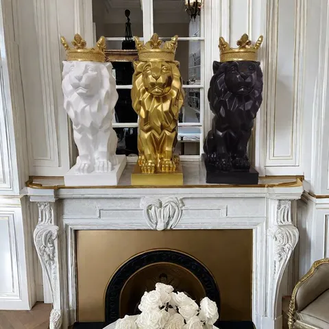 Geometric Resin Crowned Lion Statue Luxury Animal Sculpture Nordic Home Decor Ornament For Living Room Entrance Bedroom Art Figurine Gift