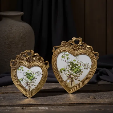 Vintage Gold Heart Shaped Resin Photo Frame Hand Carved Rose Bow European Style Tabletop Wall Hanging Home Decor Picture Frame
