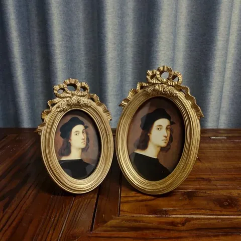 European Court Style Vintage Gold Resin Photo Frame Relief Ribbon Floral Oval Picture Frame For Wall Tabletop Decor