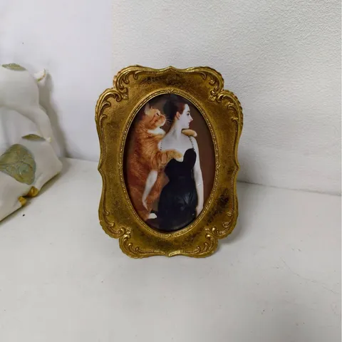 Marco de Fotos de Resina Vintage Europeo Dorado Tallado Estilo Barroco para Pared y Mesa Ornamento de Decoración del Hogar