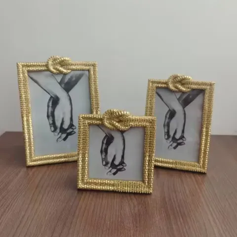 Modern Minimalist Resin Photo Frame Luxury Gold Woven Texture Picture Frame With Bow Knot Top Table Decor Desktop Ornament For Living Room Bedroom