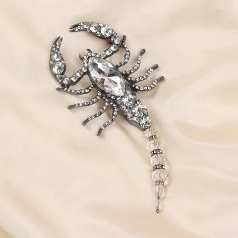 Broche de Escorpión de Strass de Aleación Vintage para Unisex Broche con Forma de Animal de Metal Pavonado Retro Alfiler Accesorios de Disfraz Decorativos Regalo de Joyería