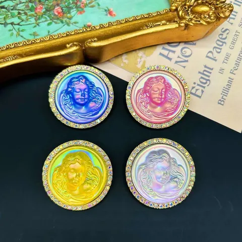 Vintage Angel Cameo Rhinestone Brooch Pin For Women Antique Alloy Portrait Relief Pin Elegant Jewelry Decoration Gift Accessory