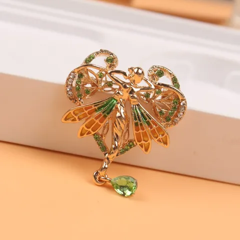 Broche de Ángel de Corazón Barroco Vintage para Mujer Aleación Dorada Diamantes de Imitación Verdes Esmalte Joyería