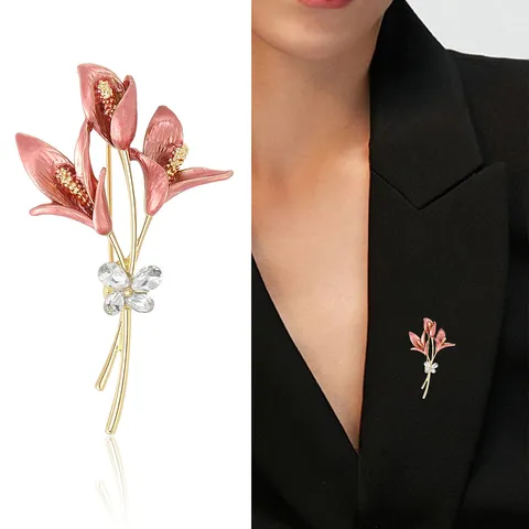 Vintage Enamel Flower Bouquet Brooch For Women Gold Plated Alloy Rhinestone Pin Minimalist Artistic Plant Apparel Accessory Jewelry