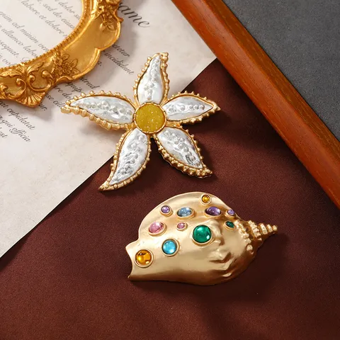 Spilla Vintage a Forma di Stella Marina e Conchiglia in Lega con Strass Gioielli a Tema Marino Regalo per Uomo e Donna