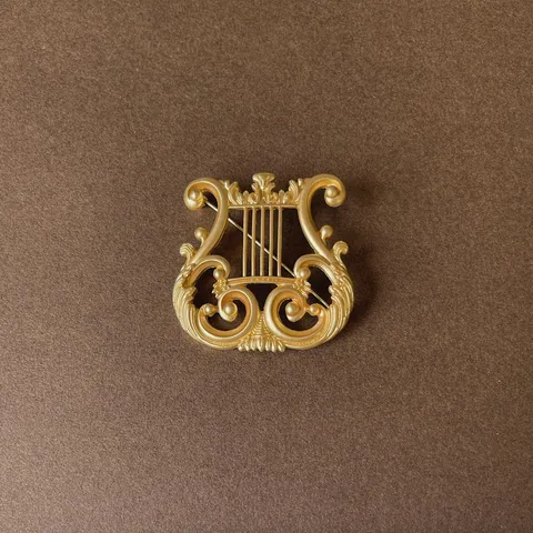 Vintage Baroque Palace Style Enamel Brooch Zinc Alloy Animal Fox Cat Leopard Musical Instrument Brooch For Men Women Suit Accessories Gift