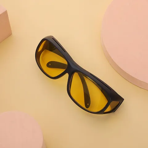 Unisex Omsluitende Veiligheids Zonnebril Winddichte Nachtzicht Bril Kunststof Frame Outdoor Beschermende Bril Voor Heren Dames
