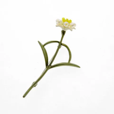 Vintage Elegant Alloy Enamel Carnation Floral Brooch For Women White Artificial Pearl Inlaid Brooch Pin For Suit Coat Accessories