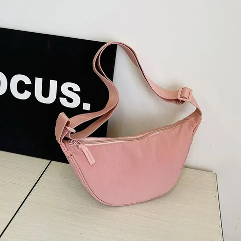 Bolso Dumpling Creciente de Nailon de Moda para Mujer Bolso Bandolera de Diseño Simple Con Correa Ajustable Bolso Hobo Ligero Casual