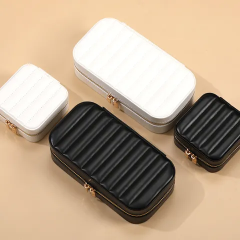 Portable Stripe PU Leather Jewelry Box With Mirror Mirror Multi-functional Zipper Case For Rings Necklaces Storage For Women Travel Jewelry Organizer