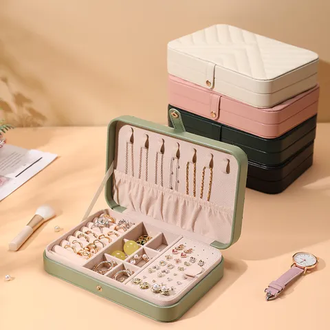 Large Capacity Quilted PU Leather Jewelry Box Organizer Portable Travel Earring Ring Necklace Storage Case Waterproof Multi-Functional Jewelry Chest For Women