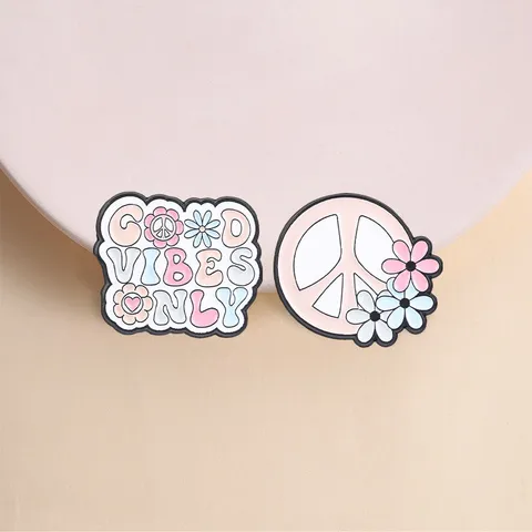 Pink Retro Hippie Peace Sign Flower Enamel Brooch Set Good Vibes Only Letter Zinc Alloy Daisy Badge For Women Girls Gift