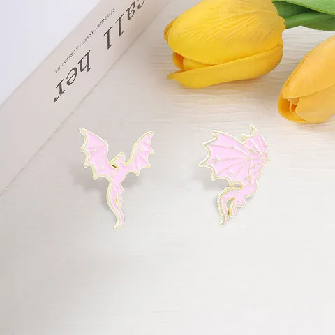 Dreamy Pink Dragon Enamel Brooch Zinc Alloy Star Wing Pins Fashion Animal Badge For Backpack Clothing Accessory Women Jewelry