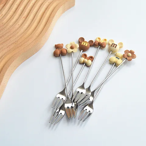 Joli Ensemble de Fourchettes à Fruits en Acier Inoxydable Avec Poignée en Silicone de Dessin Animé Fourchettes à Gâteau Dessert Portables Pour Cuisine