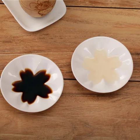 Plat à Sauce en Céramique Motif Fleur de Cerisier Joli Assiette de Sauce Soja en Forme de Pétale Vaisselle Maison Cuisine