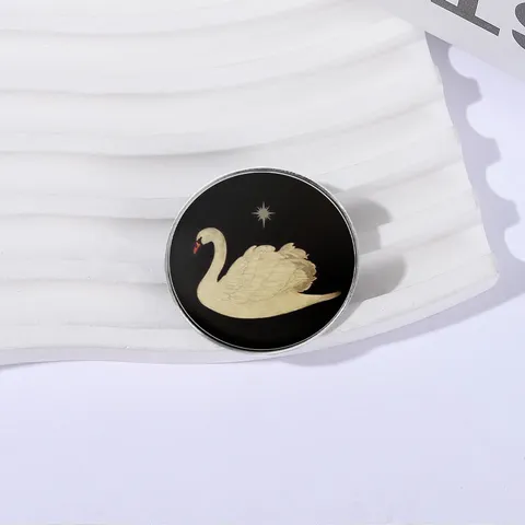 Vintage Round Zinc Alloy Swan Star Brooch Metal Badge Painted Minimalist Collar Pin For Unisex Clothing Decoration Accessory