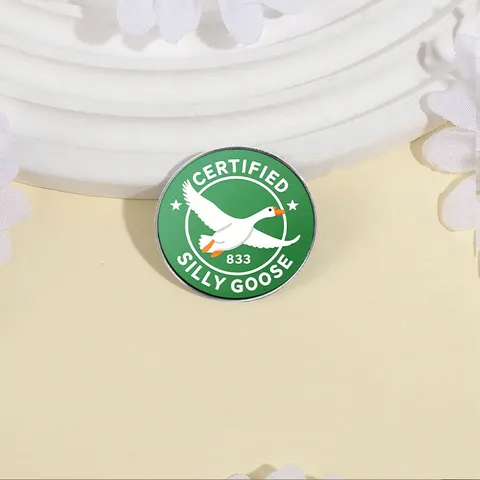 Funny Silly Goose Enamel Brooch Pin Green Round Metal Badge Cartoon Cat Lapel Pin For Backpack Clothes Jewelry Accessories