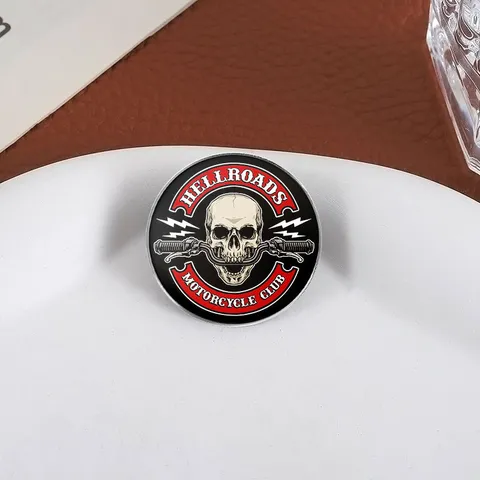 Spilla da Balia Retrò in Lega di Zinco Club Motociclistico con Teschio per Uomo Donna Distintivo Biker Rotondo Spilla da Risvolto Smaltata Accessori di Abbigliamento Punk