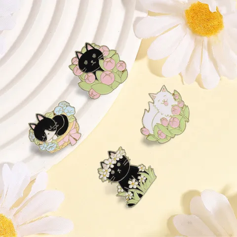 Spring Floral Cat Brooch Tulip Daisy Fresh Cartoon Enamel Badge Literary Clothing Bag Decorative Zinc Alloy Accessory Pin