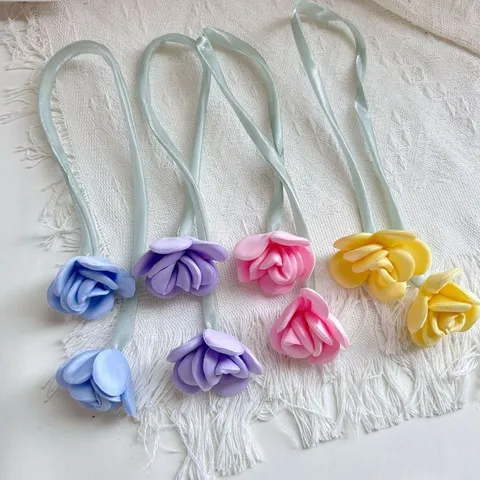 Stile Coreano Raso Bocciolo di Rosa Fiocco Fiori Ciondoli Fatti a Mano Fiori in Tessuto Per DIY Accessori per Capelli Abbigliamento Borse Decorazione