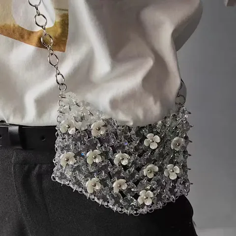 Borsa a Tracolla in Perline di Cristallo Trasparente Fatta a Mano per Donna Borsa per Cellulare con Fiori 3D e Catena