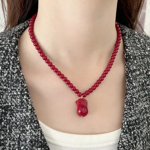 Collar de Cuentas Rojas para Mujer Francés Vintage Navidad Año Nuevo Buena Suerte Collar de Cuentas de Vidrio con Colgante de Perla