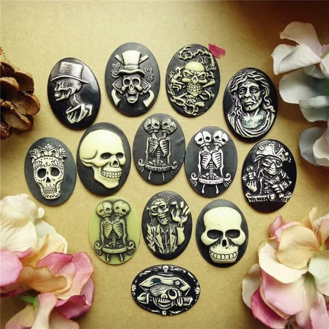Gothic Resin Skull Relief Charms For DIY Jewelry Making Halloween Horror Style Skeleton Pendants Craft Accessory