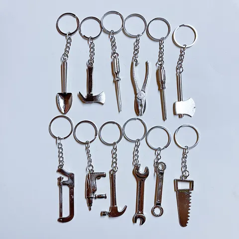 Mini Metal Tool Keychain Aluminum Alloy Simulation Spanner Pliers Saw Hammer Spade Axe Key Ring Fashion Accessory Gift
