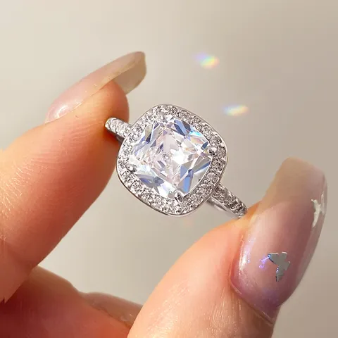 Luxus Damen Kissenschliff Zirkonia Halo Ring Gold Silber Galvanisiert Mikro-Pavé Geometrischer Hochzeit Party Ring Schmuck