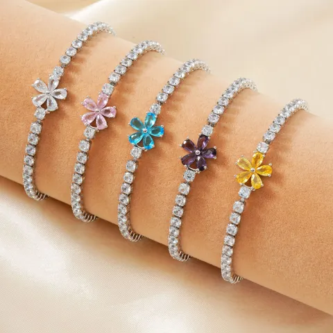 Bracciale Tennis da Donna Stile Coreano in Rame e Zirconia con Fiore Braccialetto a Catena con Stella e Fiori in Zirconia Regalo